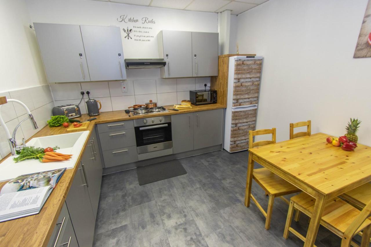 Cades Accommodation Wolverhampton Dış mekan fotoğraf